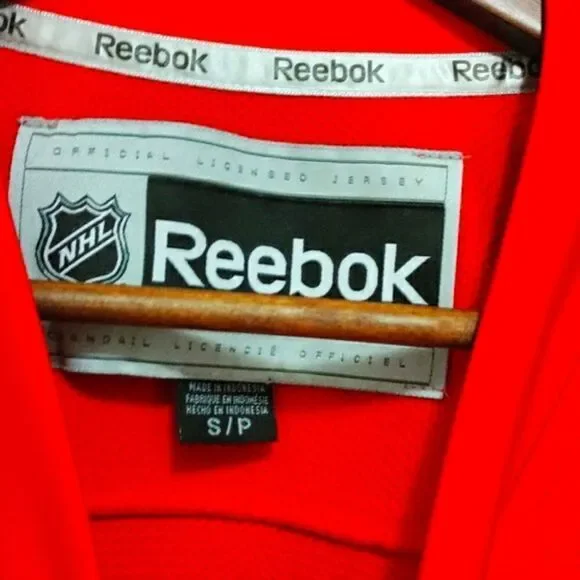 Detroit Redwings Justin Abdelkader Jersey - Picture 5 of 7